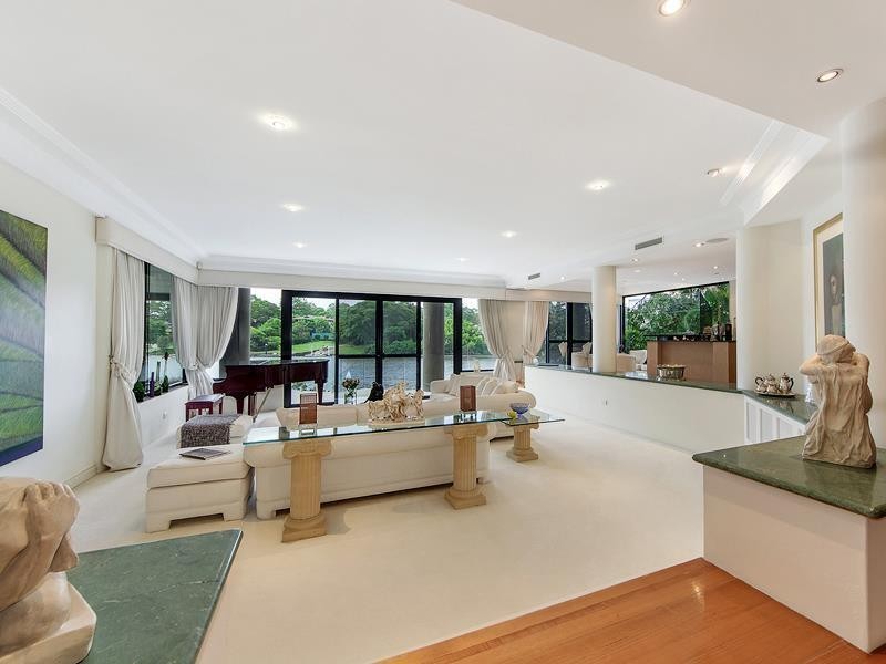 20 Maryland Avenue, Carrara QLD 4211