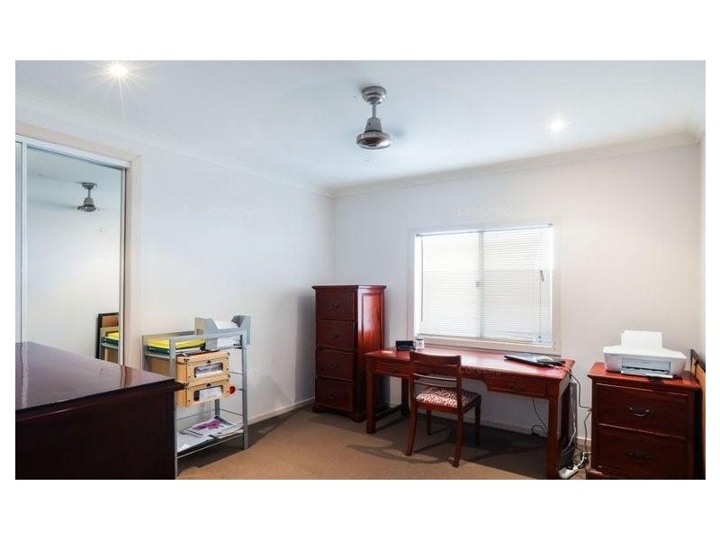 49 Amalfi Drive, Isle Of Capri QLD 4217