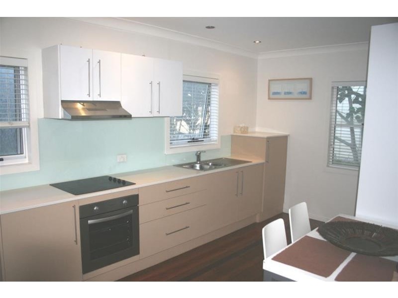 9 Thornton Street, Surfers Paradise QLD 4217