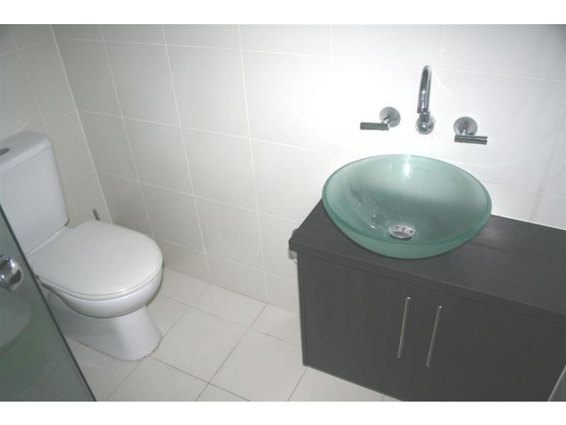 9 Thornton Street, Surfers Paradise QLD 4217