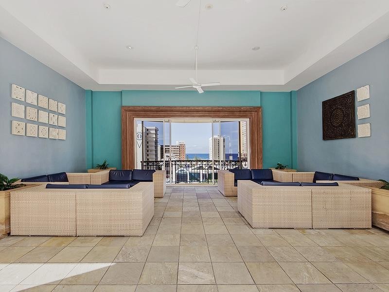 2273/23 Ferny Ave ‘Chevron Renaissance’, Surfers Paradise QLD 4217