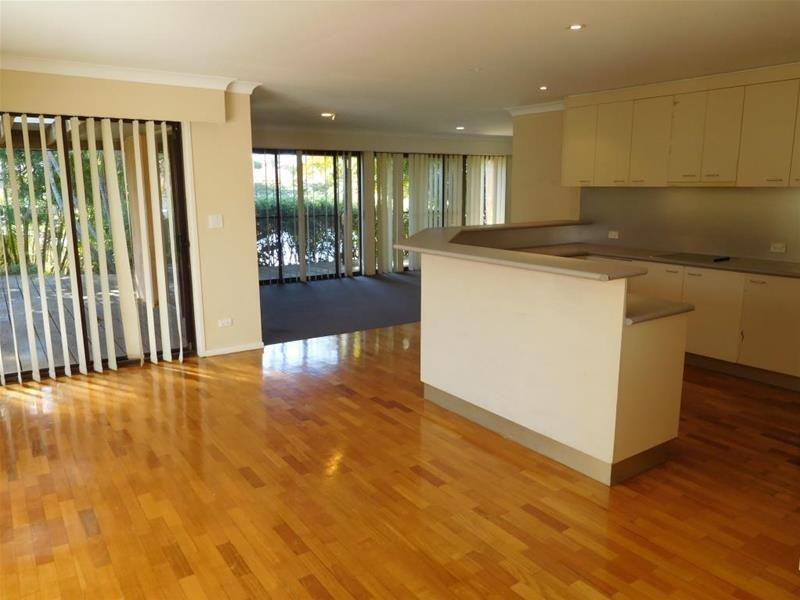 26 Platypus Avenue, Sorrento QLD 4217