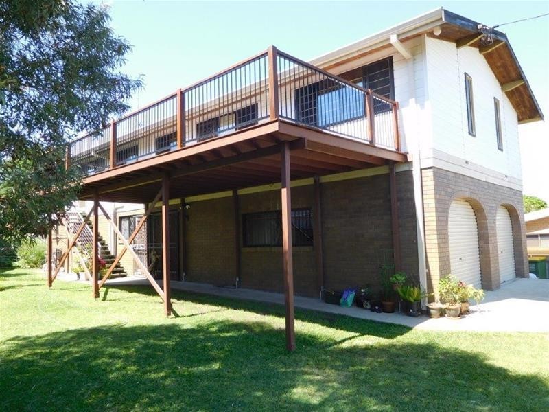 118 Falconer Street, Southport QLD 4215