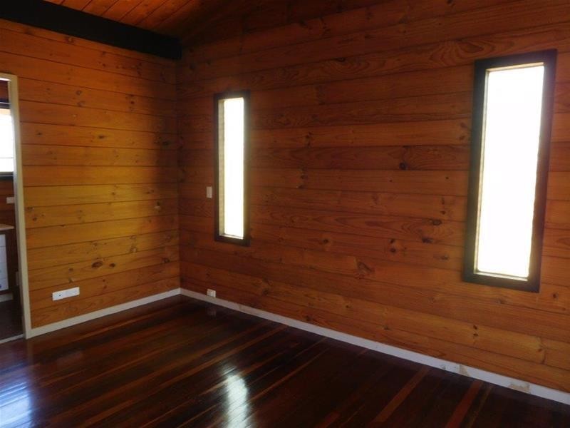 118 Falconer Street, Southport QLD 4215