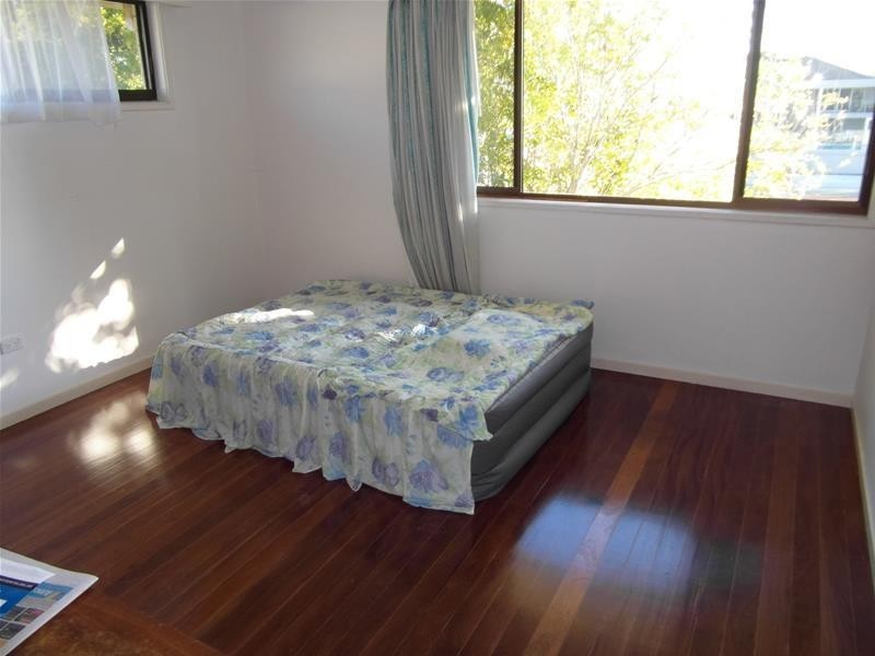 8 Midshipman Court, Paradise Waters QLD 4217