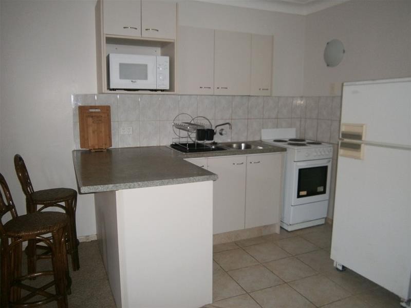 3/14 Leonard Avenue, Surfers Paradise QLD 4217