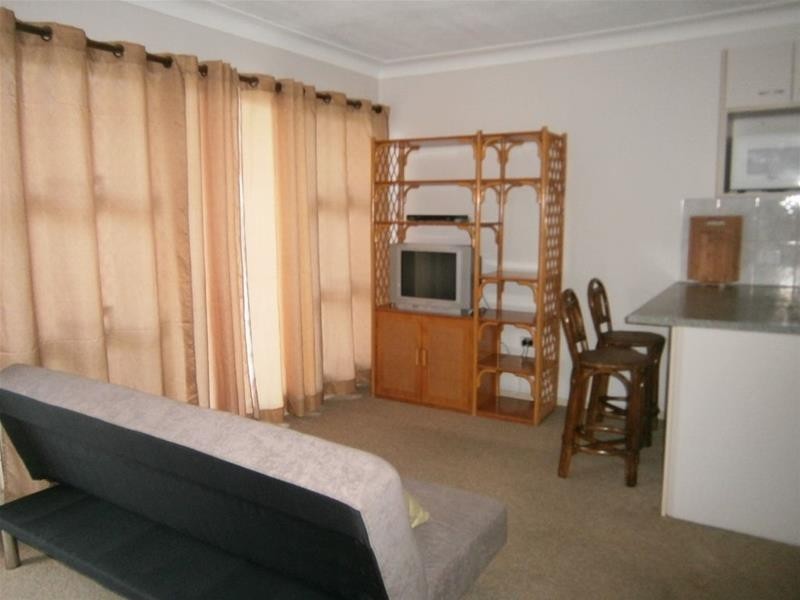 3/14 Leonard Avenue, Surfers Paradise QLD 4217