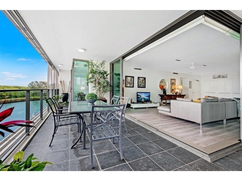 29201/2 Ephraim Island Parade, Paradise Point QLD 4216