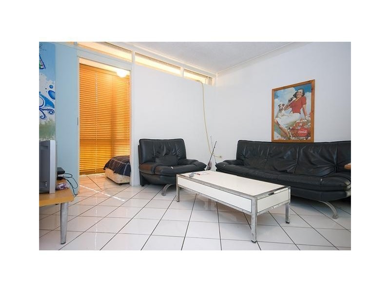 2 Sunrise Boulevard (Lighthouse), Surfers Paradise QLD 4217