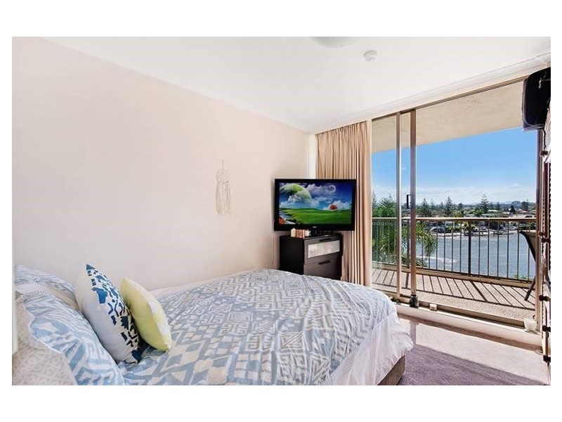 11/2916  Gold Coast Highway, Surfers Paradise QLD 4217