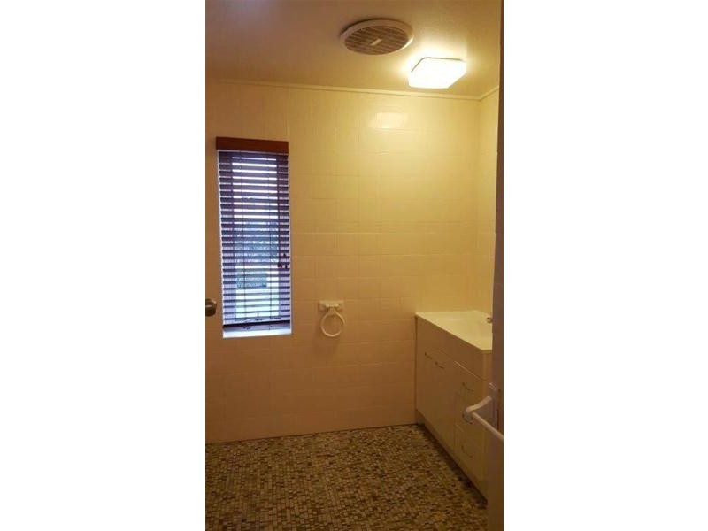 12/17 Illawong Street, Chevron Island QLD 4217