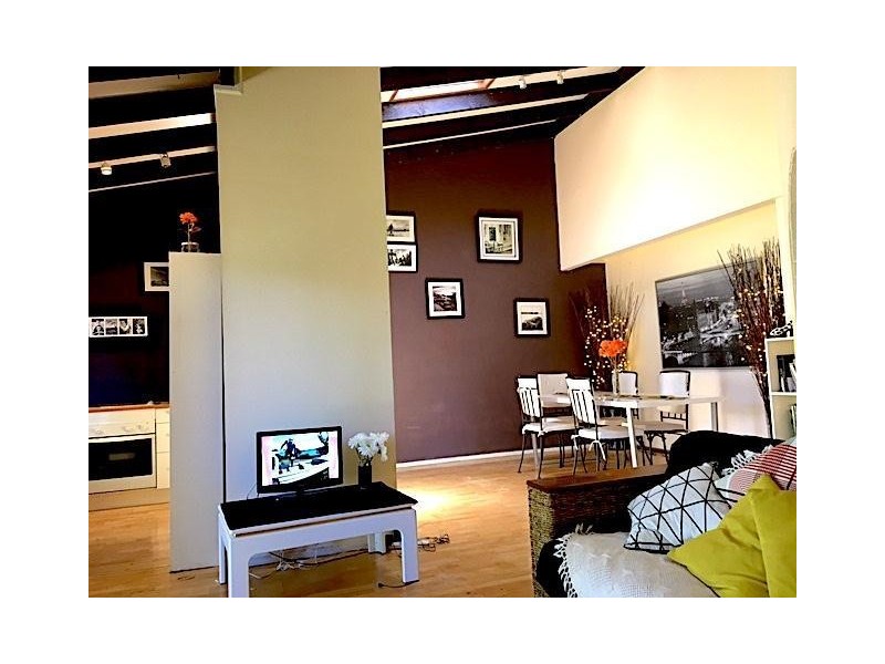 2/111 Salerno Street, Isle Of Capri QLD 4217