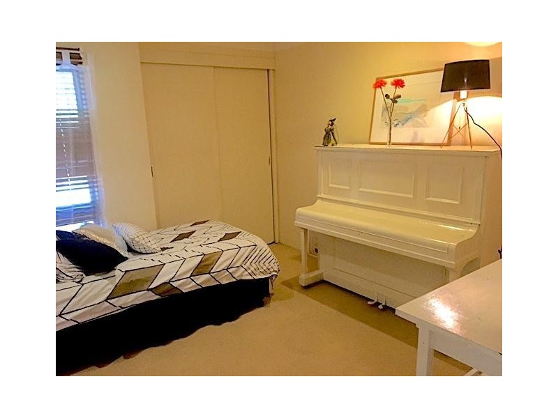 2/111 Salerno Street, Isle Of Capri QLD 4217