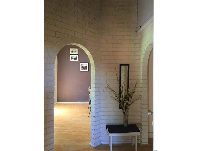 2/111 Salerno Street, Isle Of Capri QLD 4217