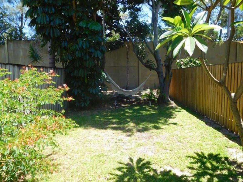 2/111 Salerno Street, Isle Of Capri QLD 4217