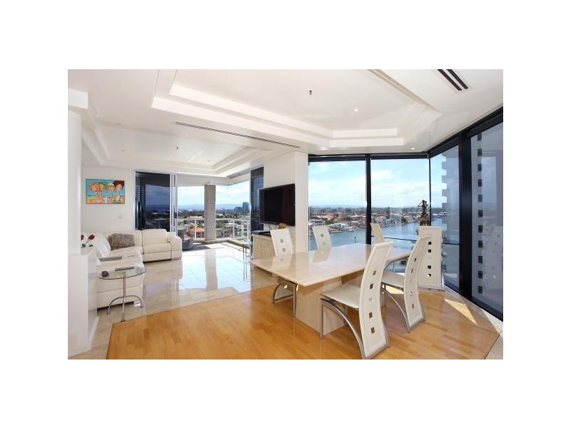 20 Riverview Parade ‘Solitaire Riverside’ Budds Beach, Surfers Paradise QLD 4217