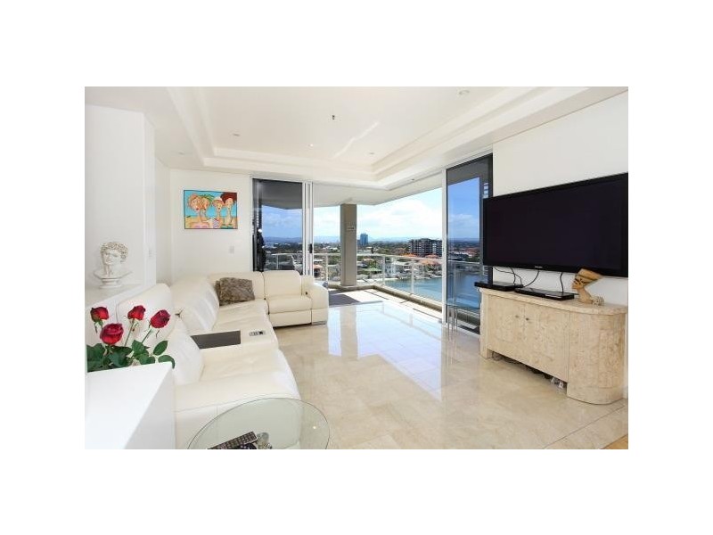 20 Riverview Parade ‘Solitaire Riverside’ Budds Beach, Surfers Paradise QLD 4217