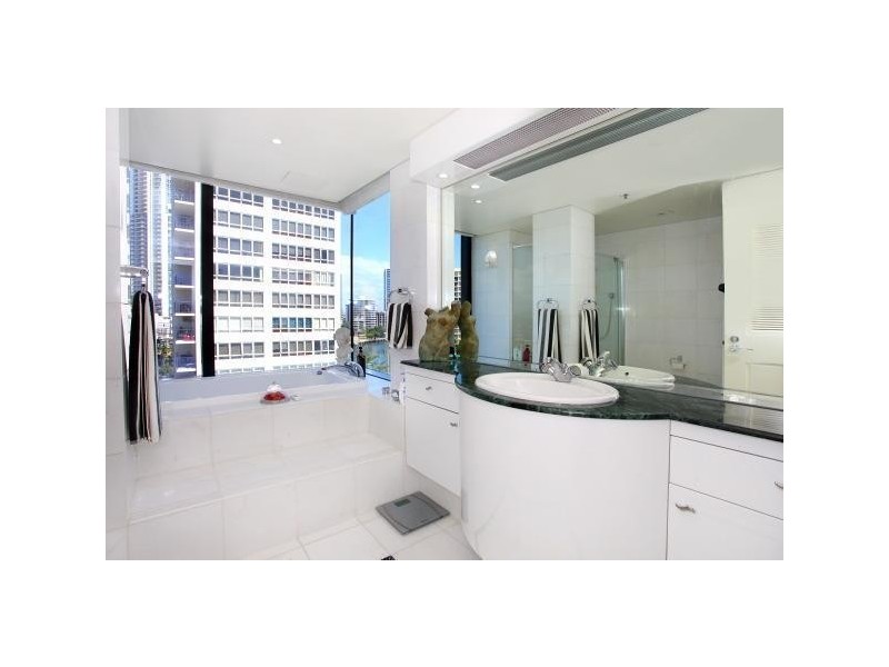 20 Riverview Parade ‘Solitaire Riverside’ Budds Beach, Surfers Paradise QLD 4217