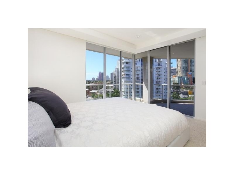20 Riverview Parade ‘Solitaire Riverside’ Budds Beach, Surfers Paradise QLD 4217