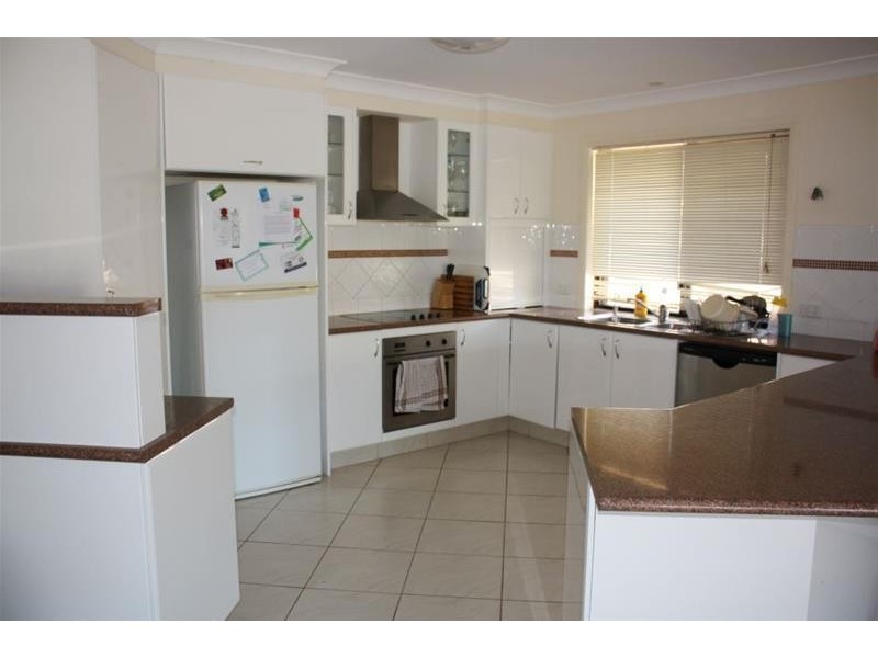 20 Coobowie Street, Broadbeach Waters QLD 4218