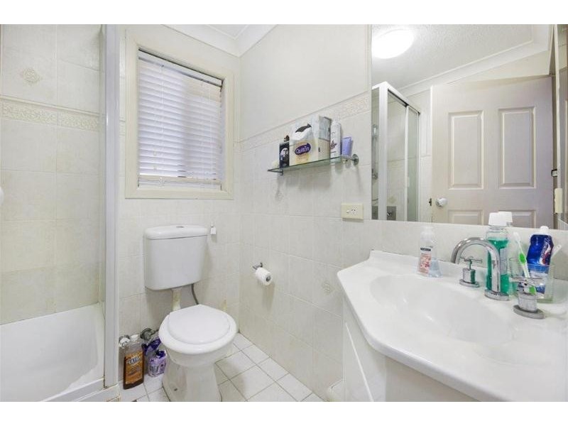 33 Pine Avenue, Surfers Paradise QLD 4217