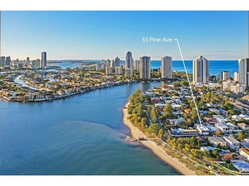 33 Pine Avenue, Surfers Paradise QLD 4217