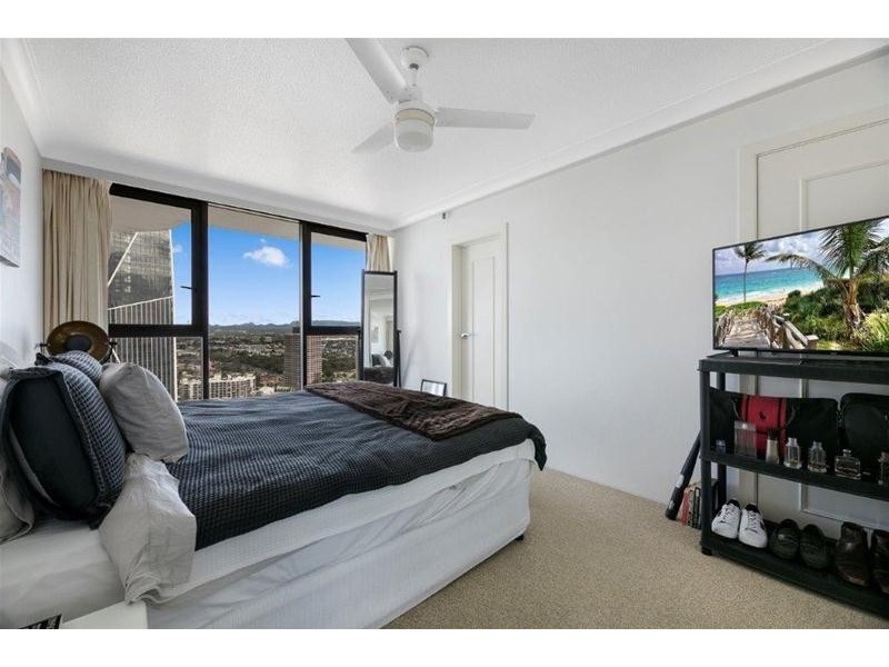 32E/4 Old Burleigh Road, Surfers Paradise QLD 4217