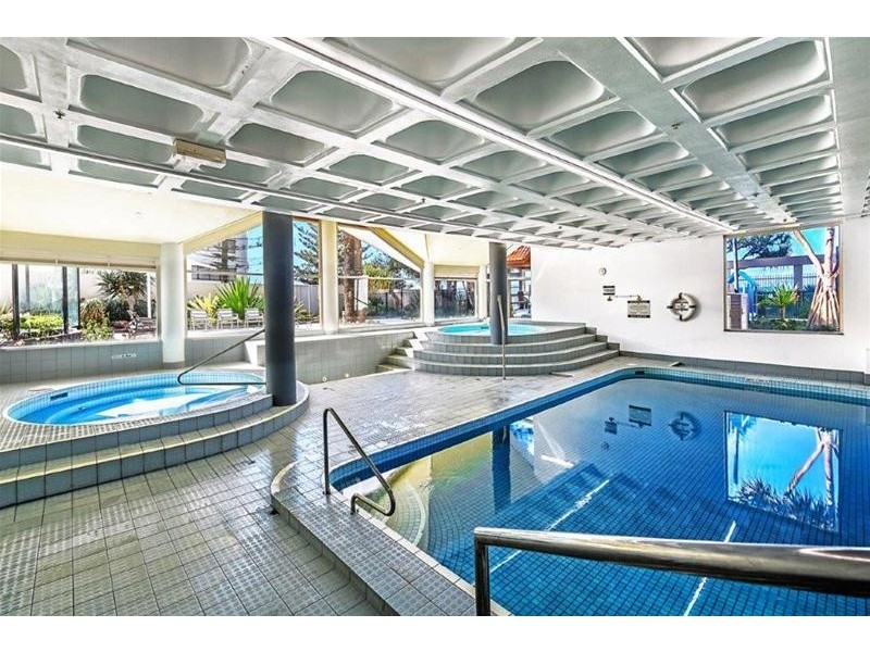 32E/4 Old Burleigh Road, Surfers Paradise QLD 4217