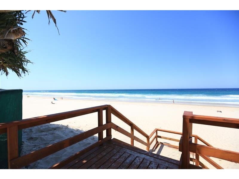 “Chidori Court” 1  Cronin Avenue, Main Beach QLD 4217