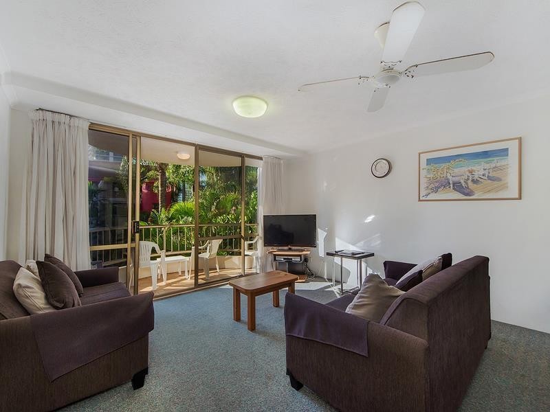 70/38 Enderley Avenue ‘Enderley Gardens’, Surfers Paradise QLD 4217
