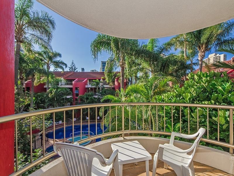70/38 Enderley Avenue ‘Enderley Gardens’, Surfers Paradise QLD 4217
