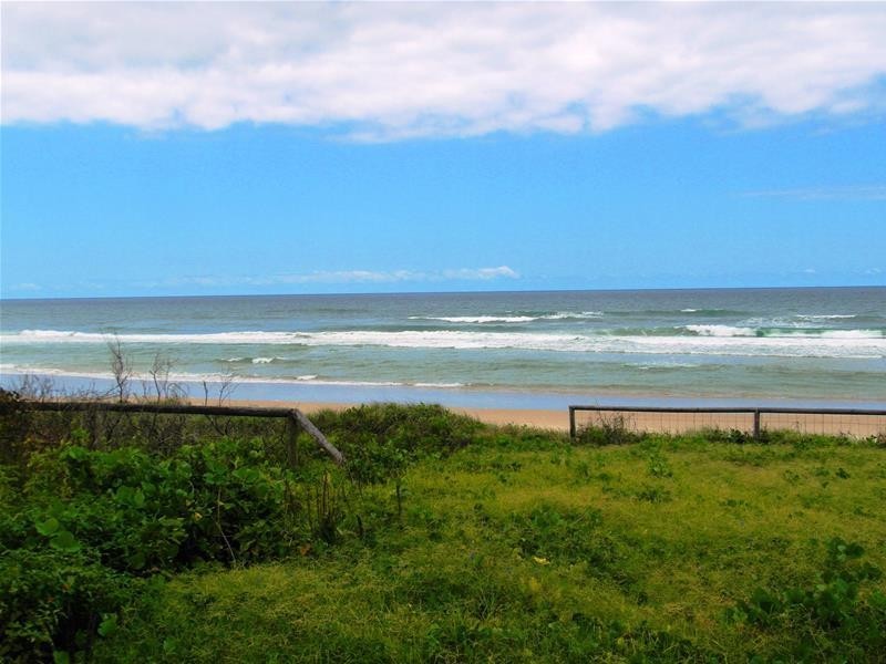 4 Fern Street “Halycon Place”, Surfers Paradise QLD 4217