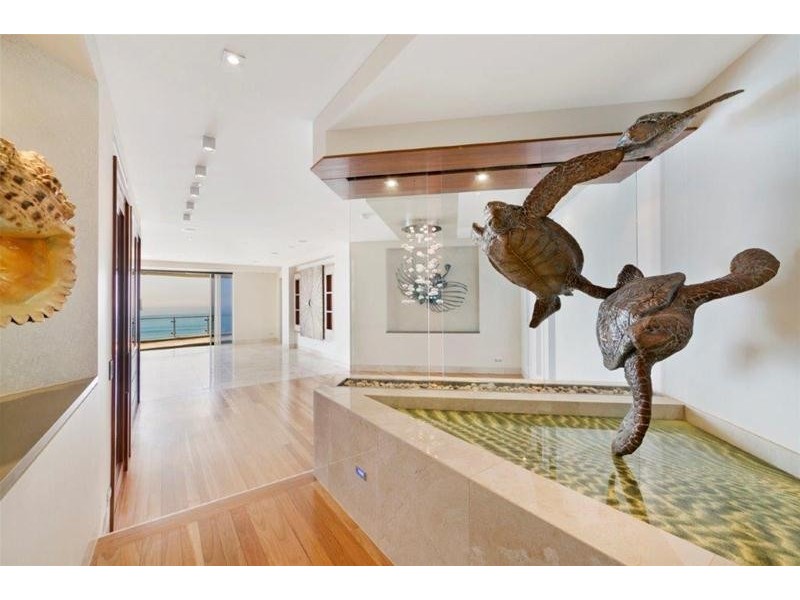 6/1 Northcliffe Terrace, Surfers Paradise QLD 4217