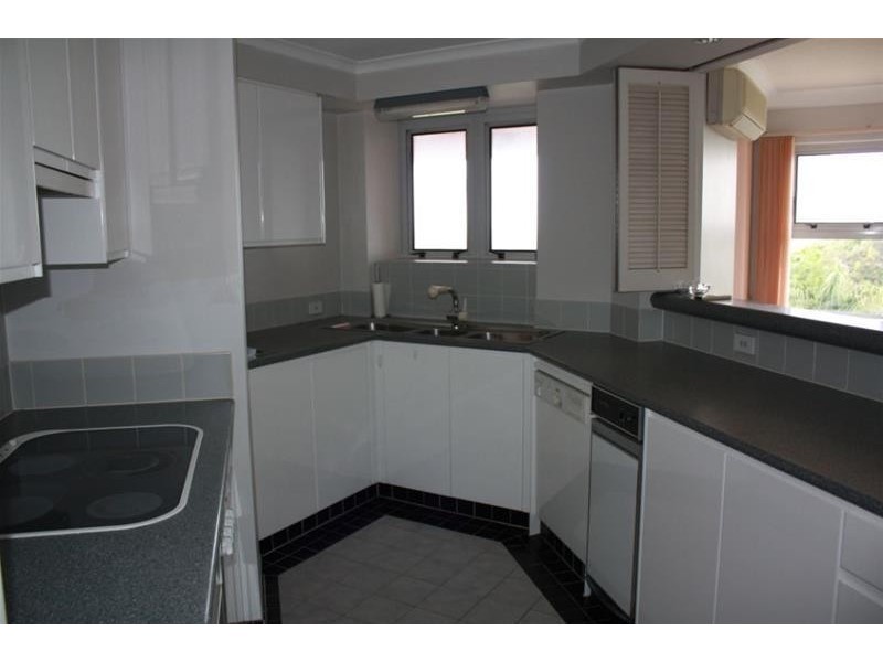 12 Commodore Drive (Grand Mariner), Paradise Waters QLD 4217