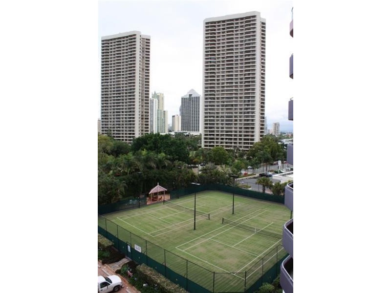 12 Commodore Drive (Grand Mariner), Paradise Waters QLD 4217