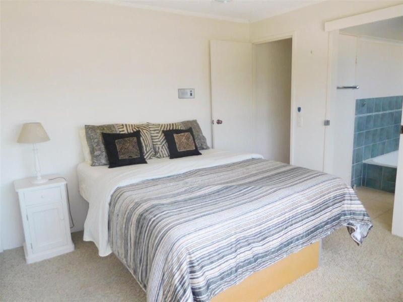 6/250 Marine Parade, Southport QLD 4215