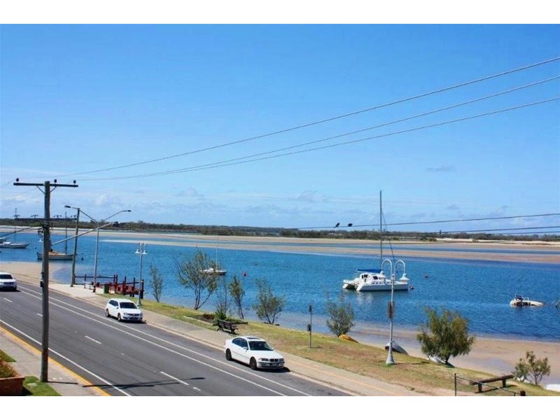 6/250 Marine Parade, Southport QLD 4215