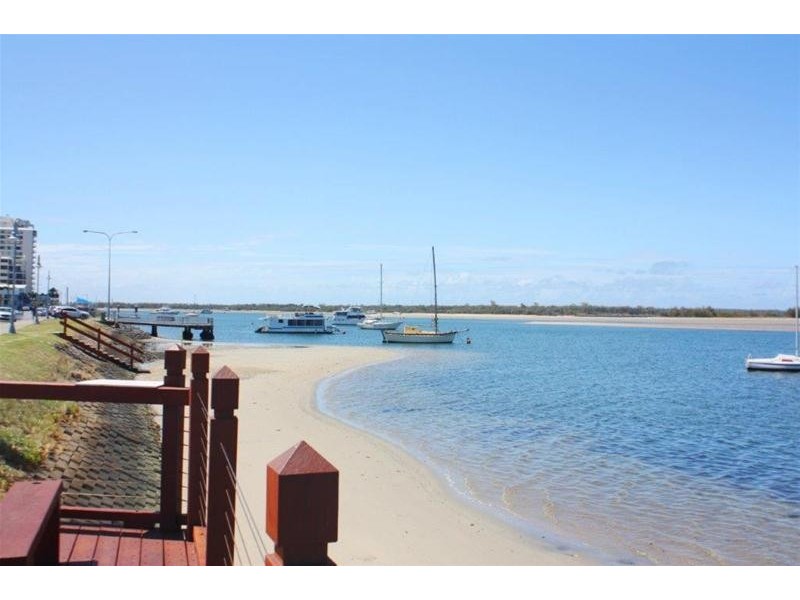 6/250 Marine Parade, Southport QLD 4215