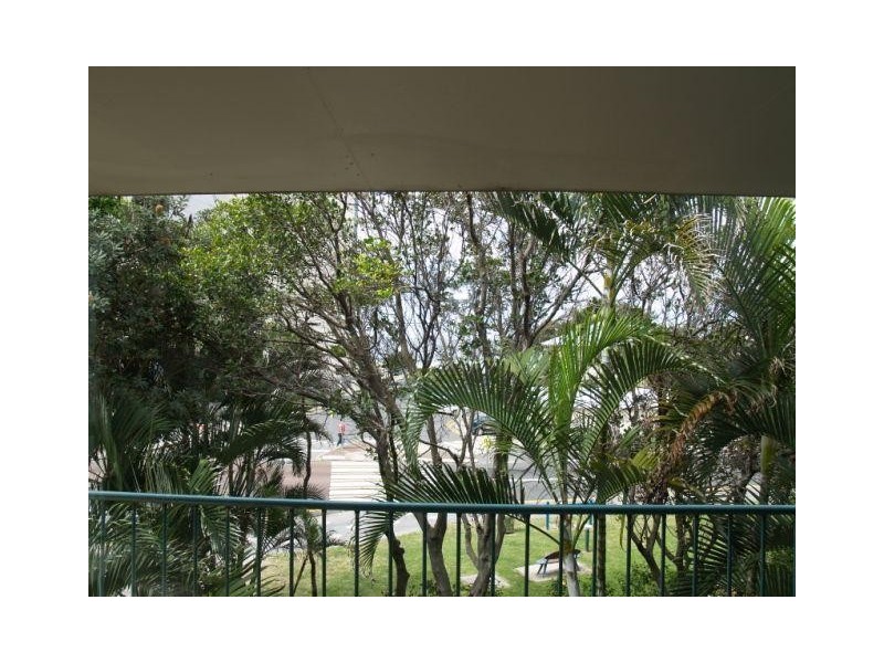 5/8 Enderley Avenue, Surfers Paradise QLD 4217