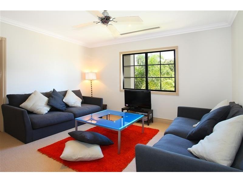 21 Blondell Avenue, Surfers Paradise QLD 4217