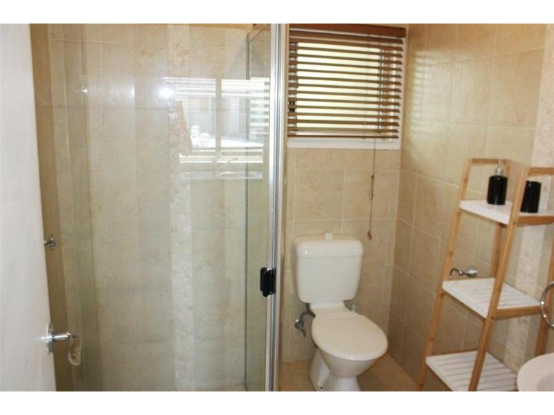 2/10 Pine Avenue, Surfers Paradise QLD 4217