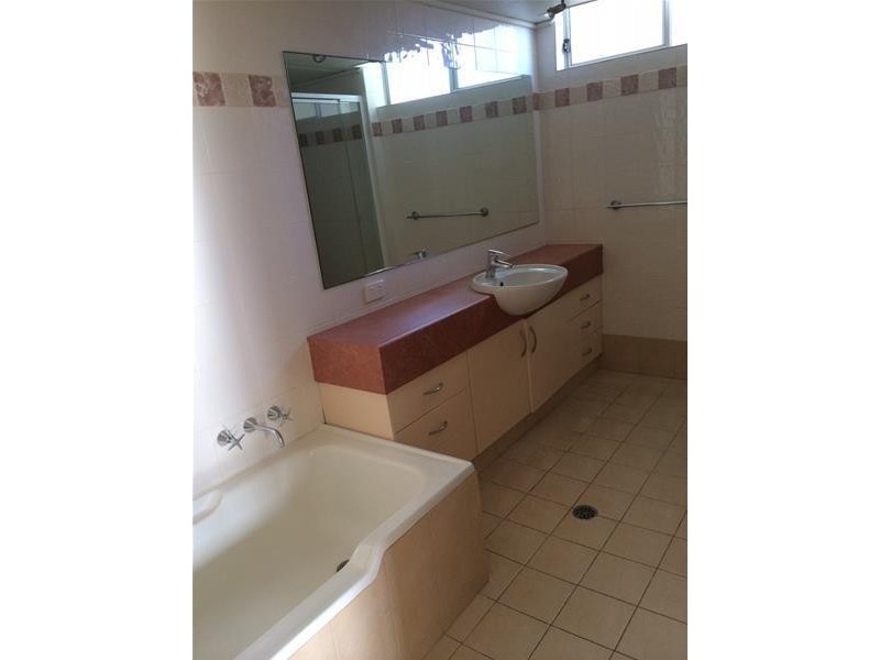 40 Watson Esplanade, Surfers Paradise QLD 4217