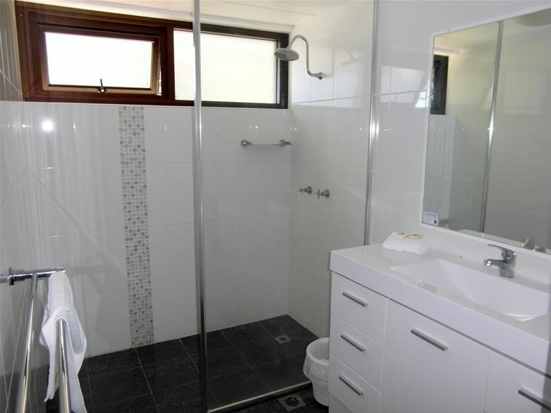 9 Trickett Street “Surfers International”, Surfers Paradise QLD 4217