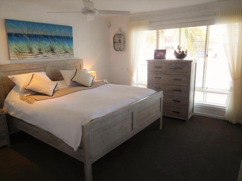 20 Buccaneer Court, Paradise Waters QLD 4217