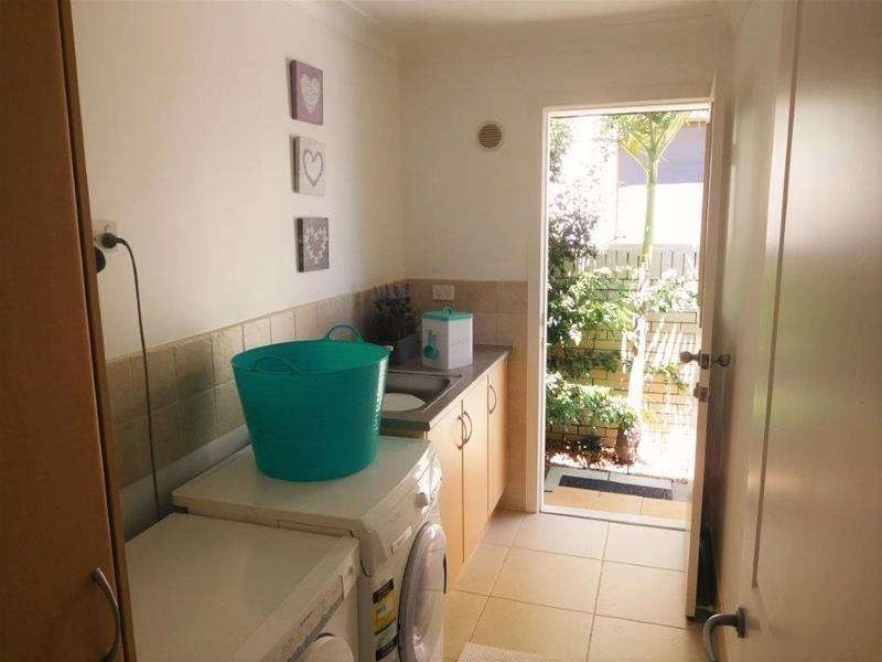 20 Buccaneer Court, Paradise Waters QLD 4217