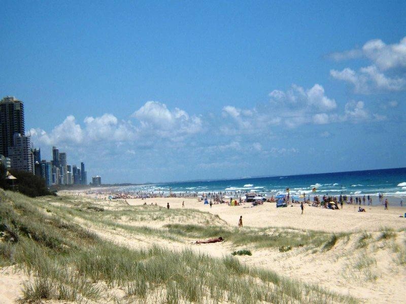 15 Laycock Street, Surfers Paradise QLD 4217