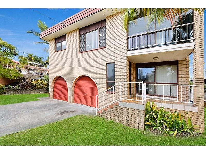 8 Sunrise Boulevard, Surfers Paradise QLD 4217