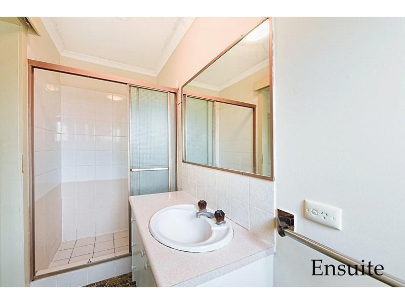 8 Sunrise Boulevard, Surfers Paradise QLD 4217