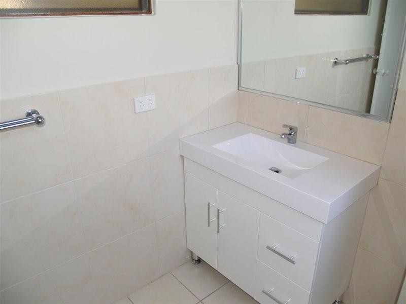 6/19 Leonard Avenue, Surfers Paradise QLD 4217