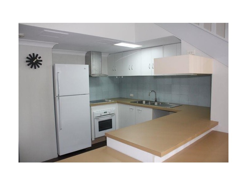 43 Enderley Avenue, Surfers Paradise QLD 4217